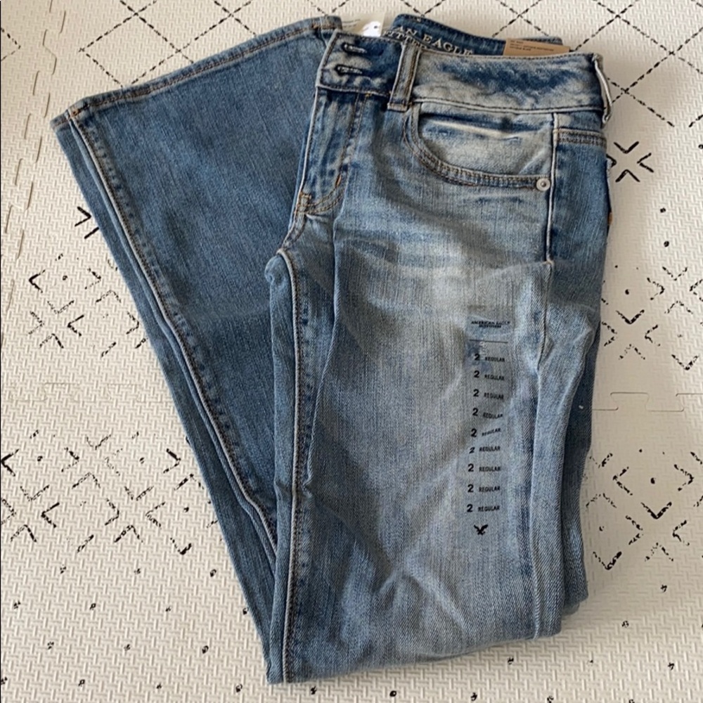 Distressted American Eagle Jeans NWT